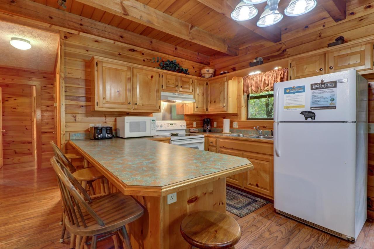 Friendly Bear Cabin Pigeon Forge Ngoại thất bức ảnh