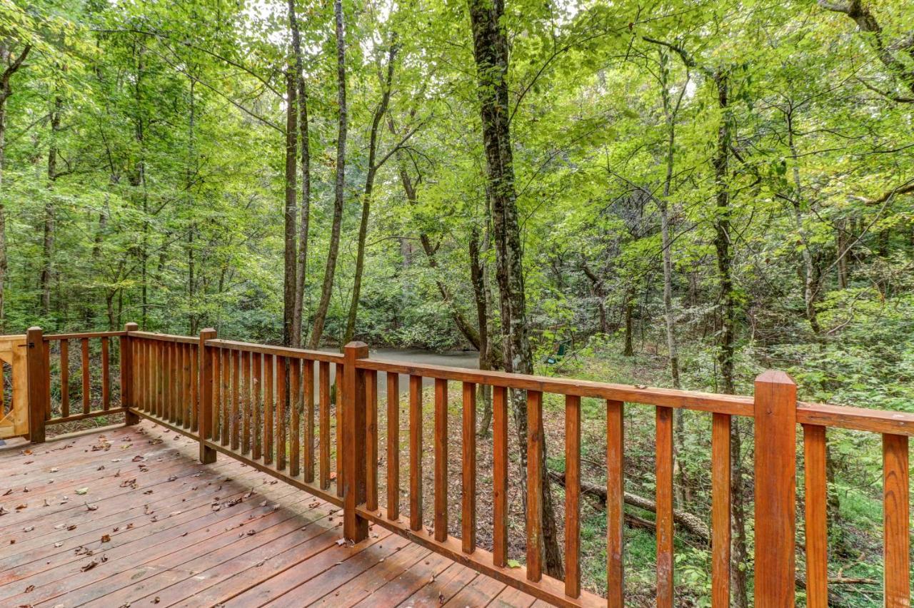 Friendly Bear Cabin Pigeon Forge Ngoại thất bức ảnh