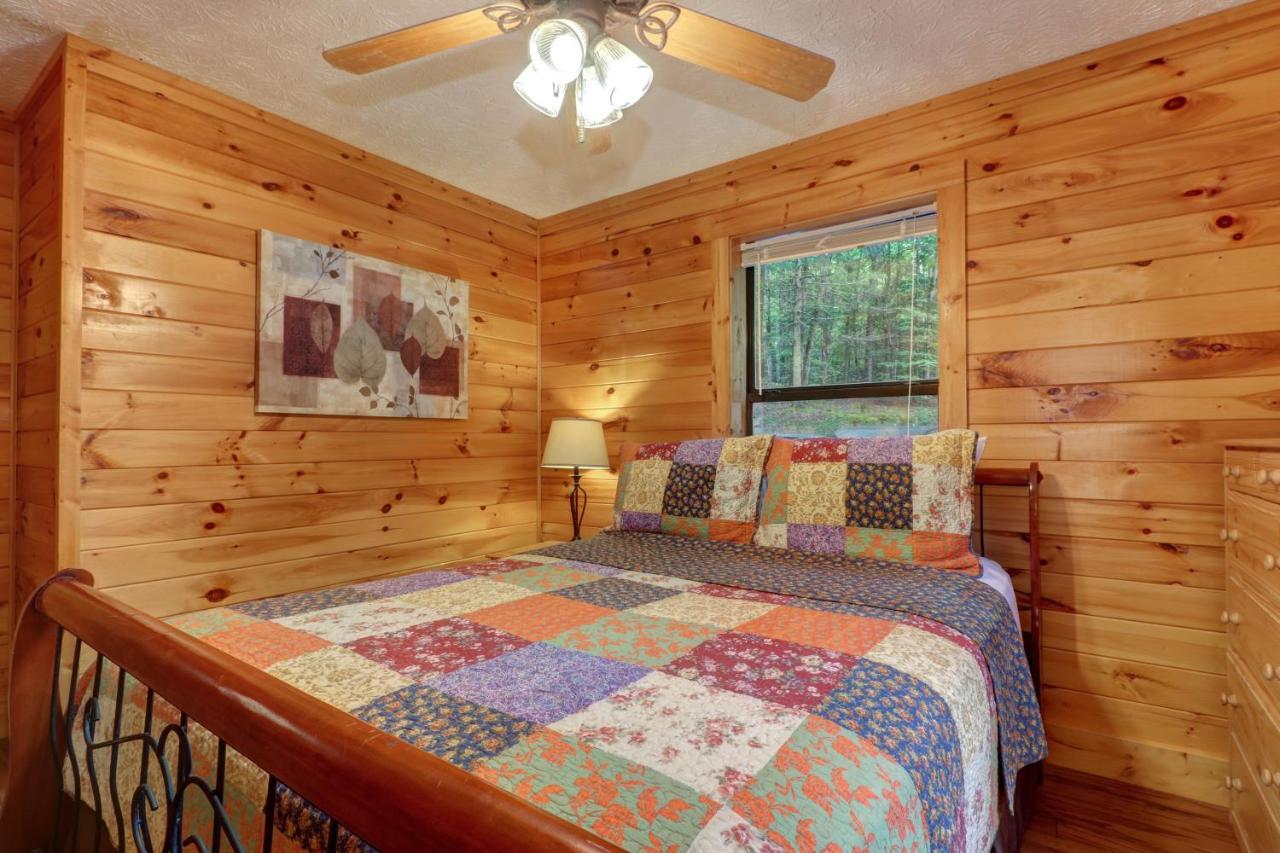 Friendly Bear Cabin Pigeon Forge Ngoại thất bức ảnh
