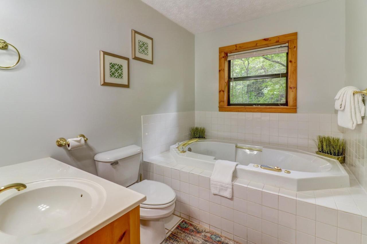 Friendly Bear Cabin Pigeon Forge Ngoại thất bức ảnh